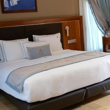 Tagidor Garden Resort And Spa Bangou Exterior foto