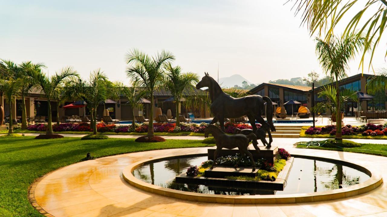 Tagidor Garden Resort And Spa Bangou Exterior foto