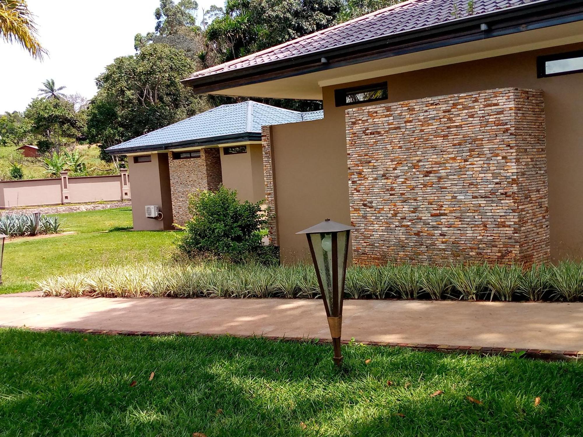 Tagidor Garden Resort And Spa Bangou Exterior foto
