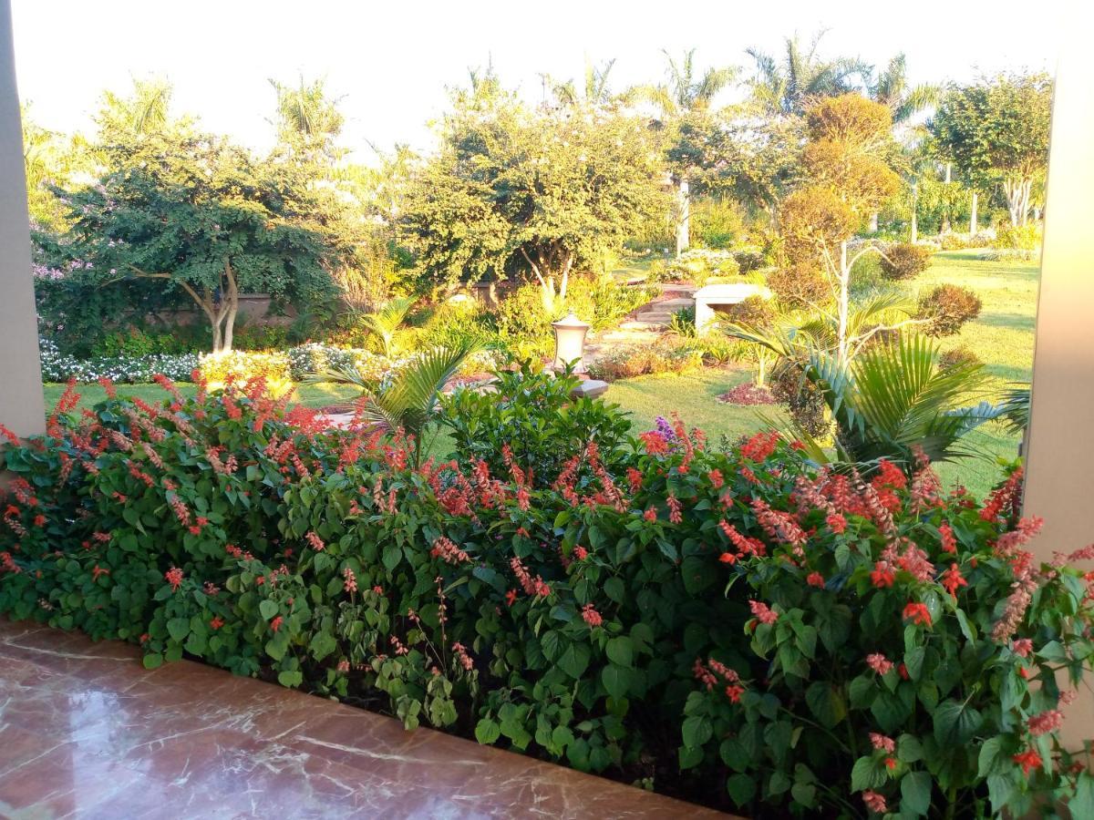 Tagidor Garden Resort And Spa Bangou Exterior foto